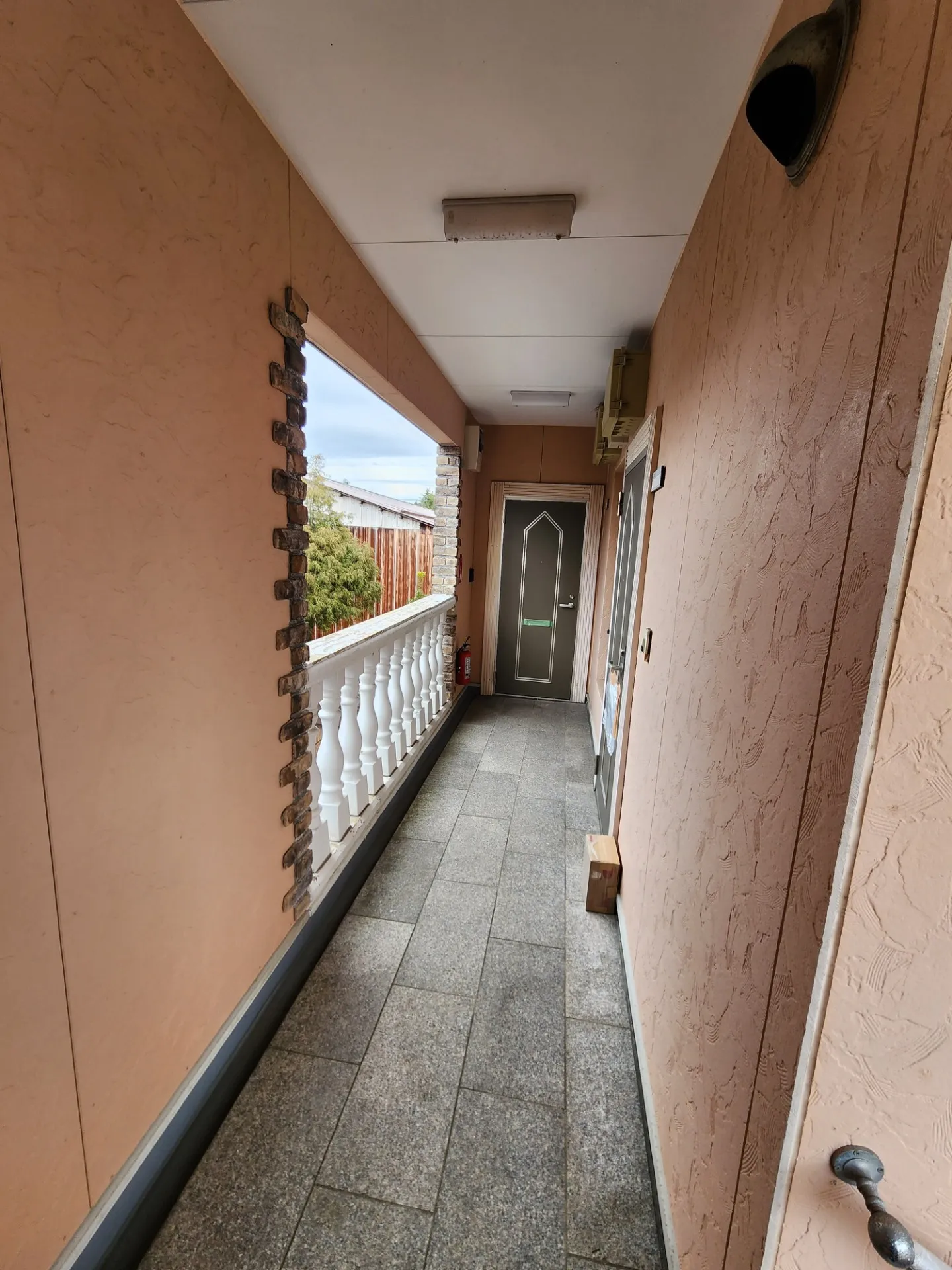 富山県射水市の築20年の木造アパートの外装リフレッシュ工事を実施しました！