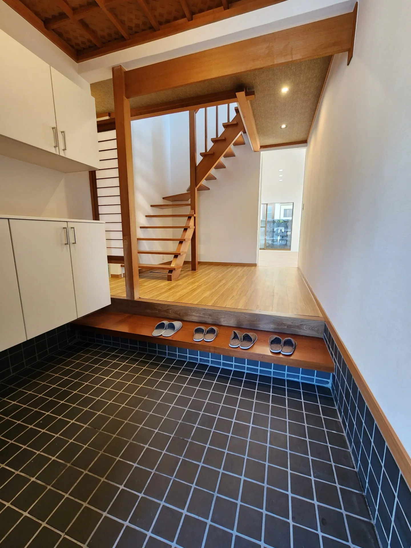 一戸建て　<br>富山県富山市大泉中町の中古戸建て（フルリノベーション物件）