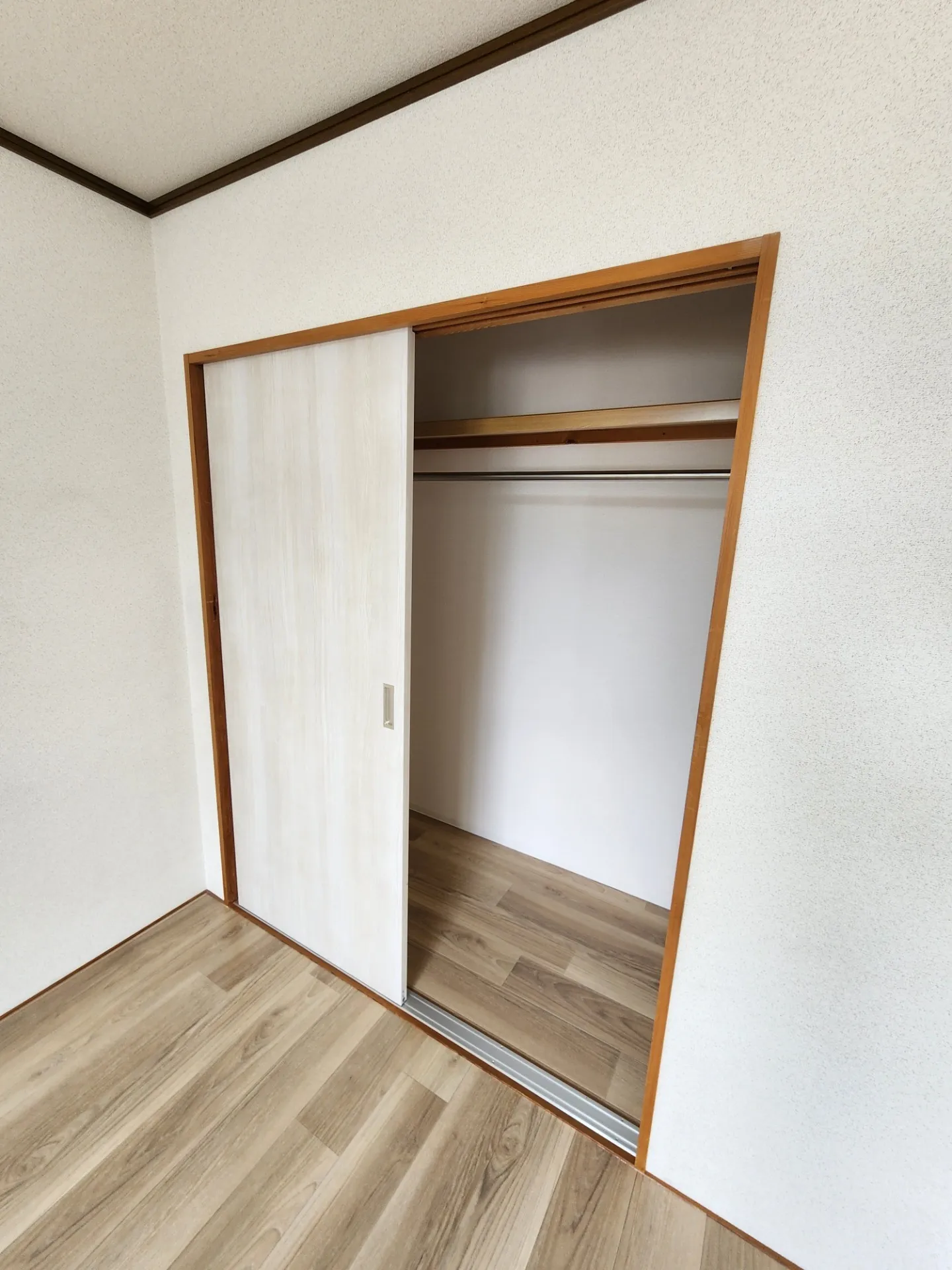 放置気味になっていた大手ハウスメーカー施工のアパートの一室をリノベーションしました！