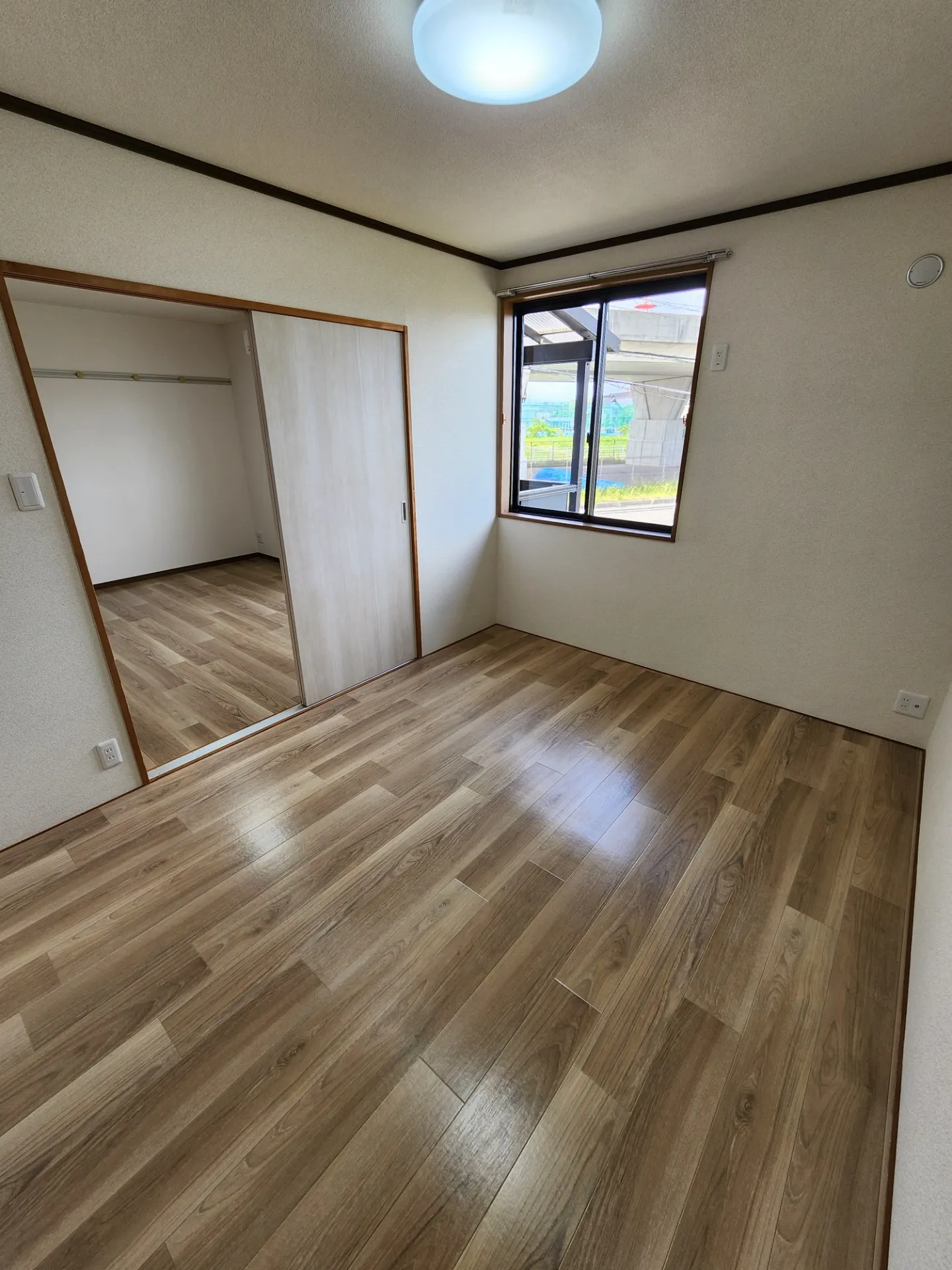 放置気味になっていた大手ハウスメーカー施工のアパートの一室をリノベーションしました！