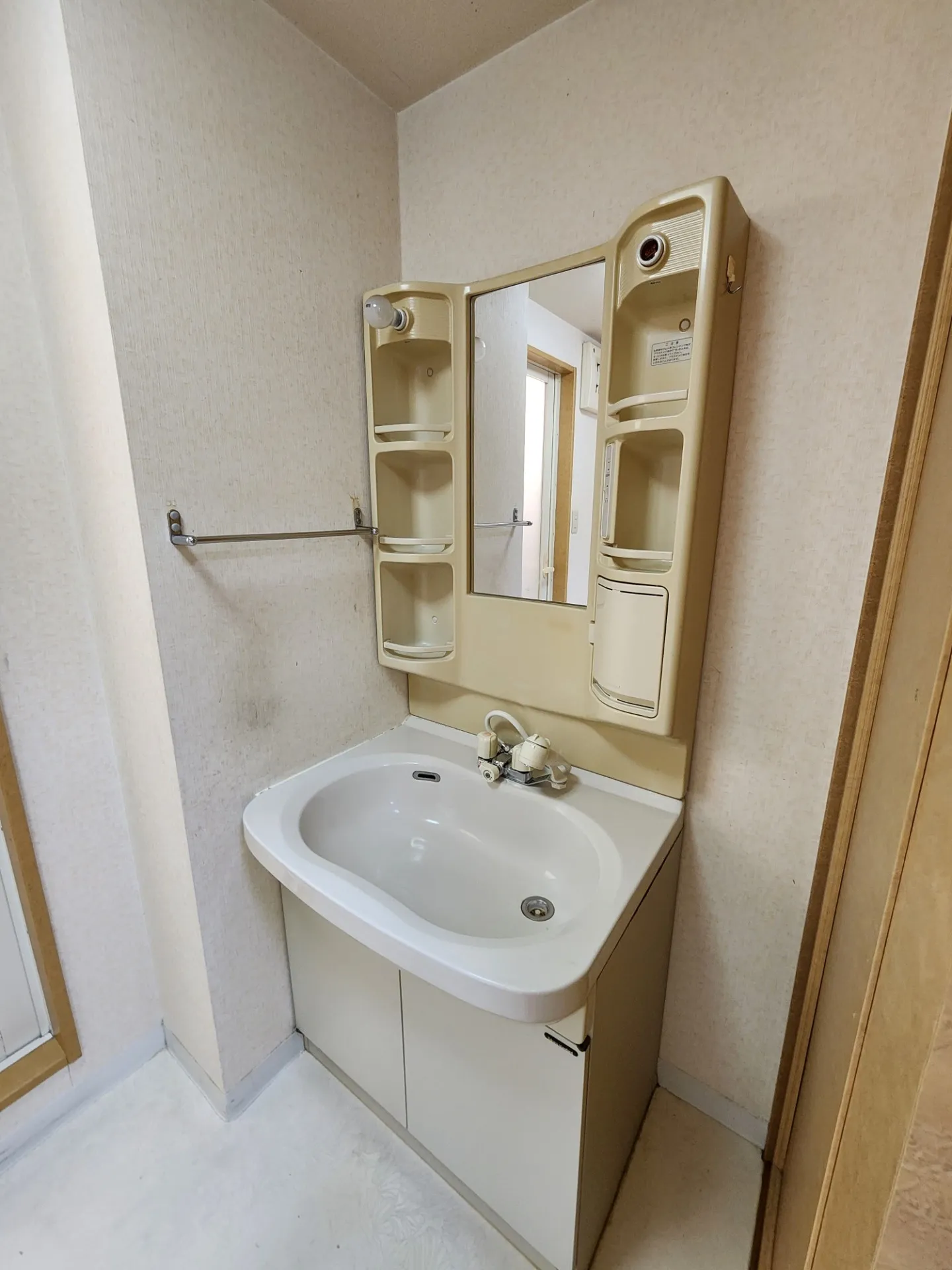 マンション　<br>富山県富山市山室のマンション