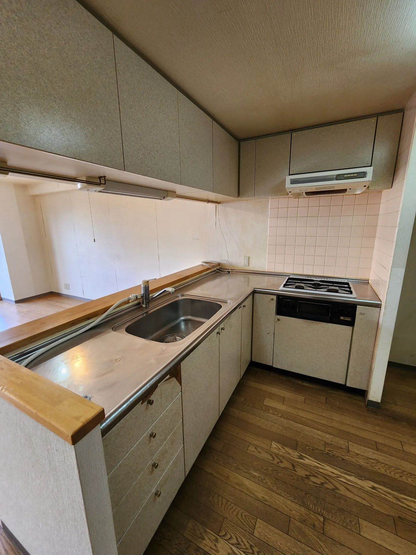 マンション　<br>富山県富山市山室のマンション