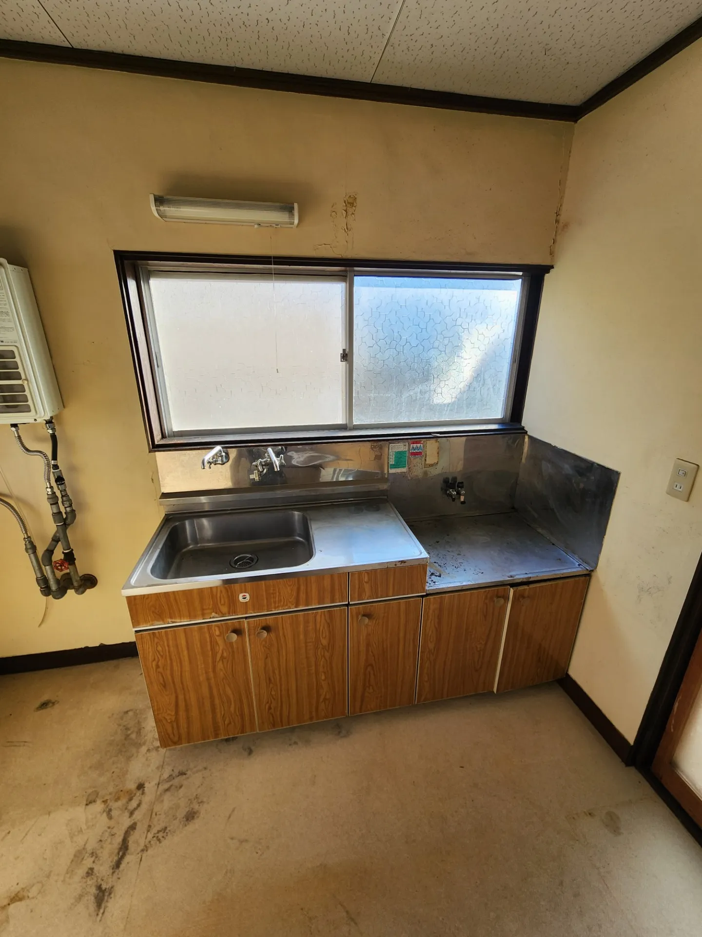 収益物件　<br>富山県富山市西長江4丁目のアパート