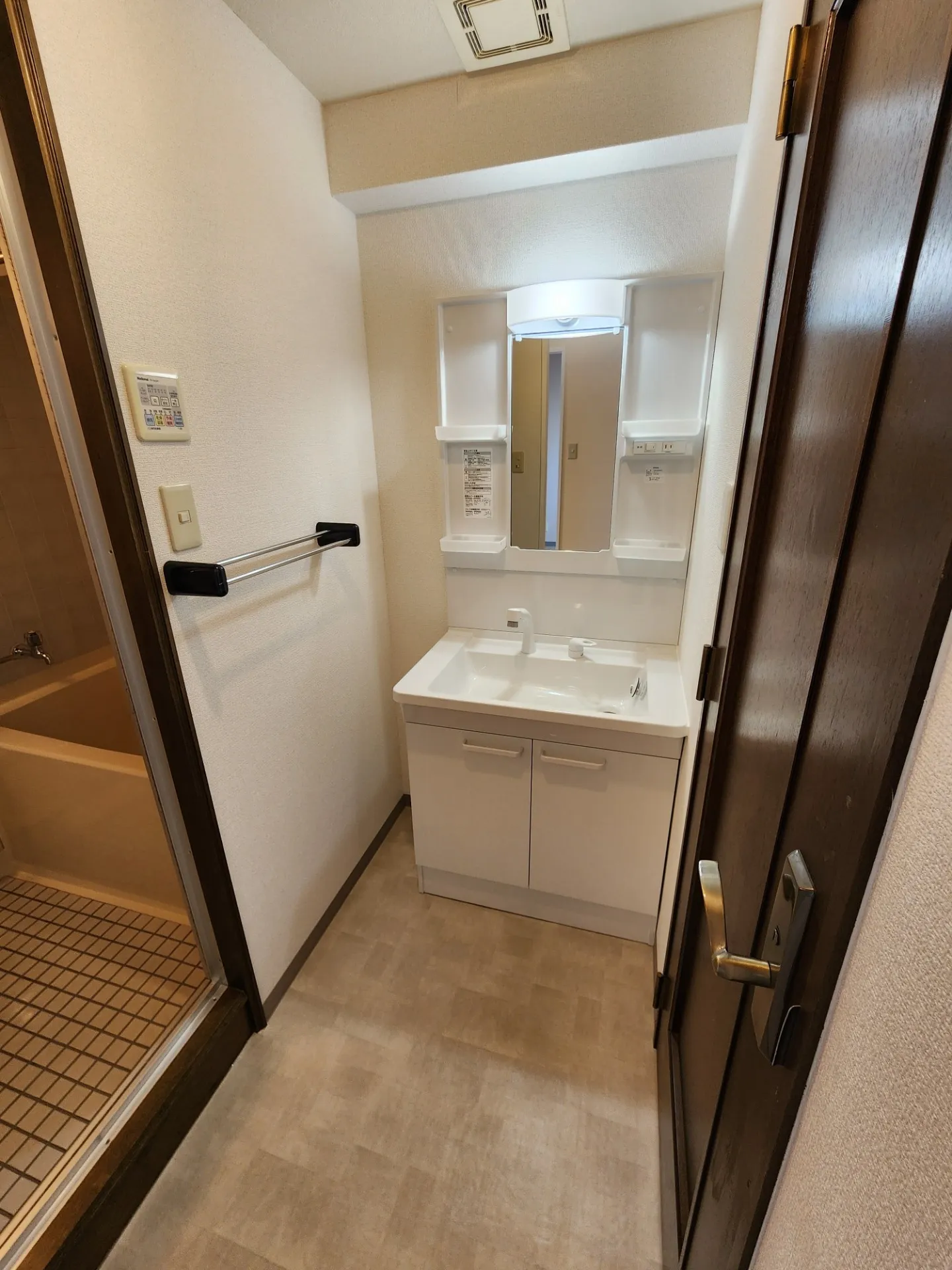 マンション　<br>富山県富山市窪新町のマンション