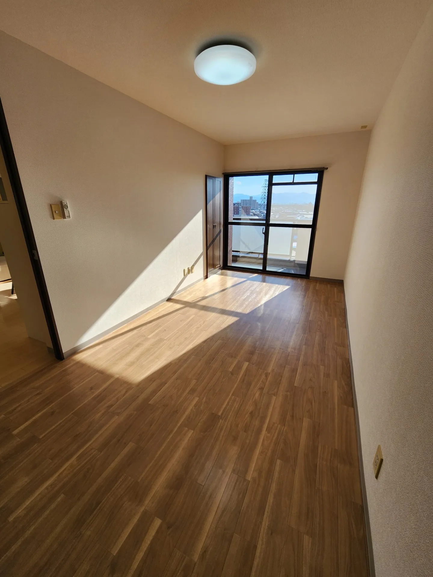 マンション　<br>富山県富山市窪新町のマンション