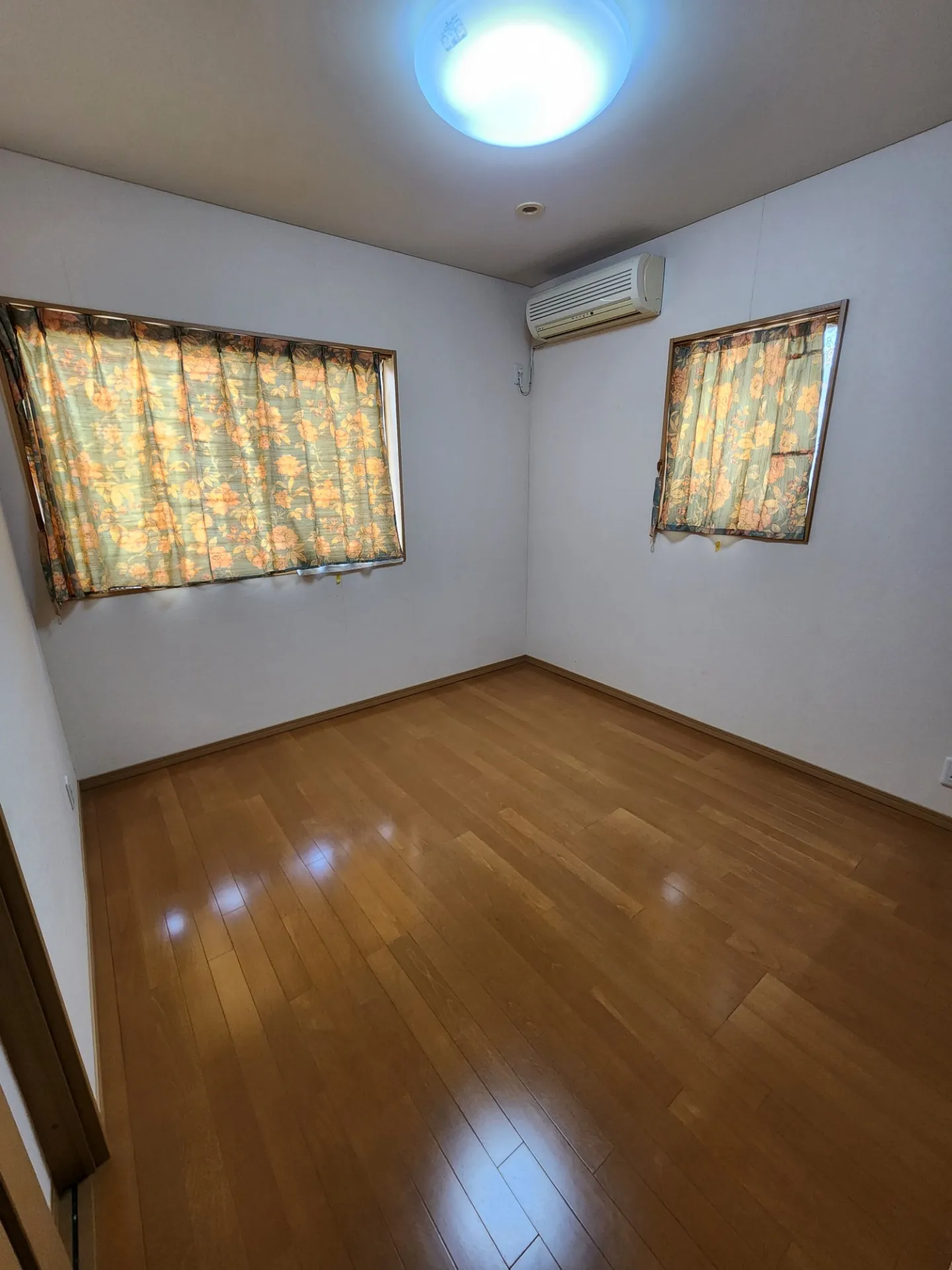 一戸建て　<br>富山県富山市西長江本町の中古戸建て