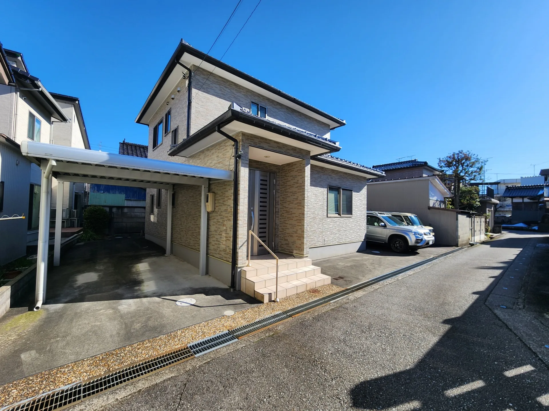 一戸建て　<br>富山県富山市西長江本町の中古戸建て